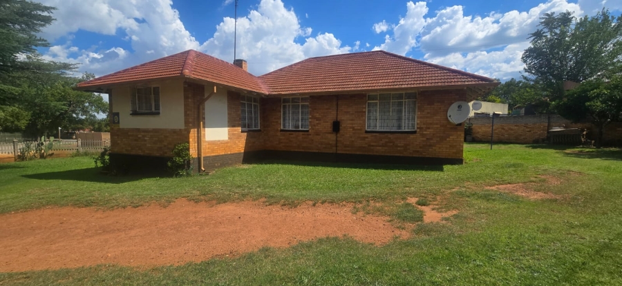 3 Bedroom Property for Sale in Stilfontein Ext 1 North West